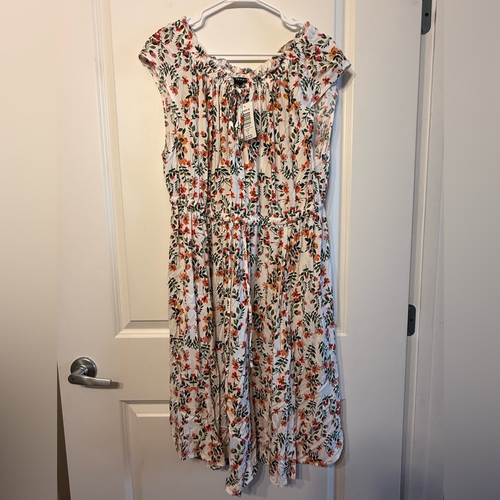 #34 Torrid Size 2 Dress NWT